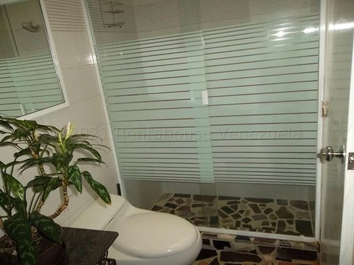 Imagen 12 de 21 de Casa En Venta Trigal Norte Valencia Carabobo 22-1786 Gerardo Guillen Rent-a-house