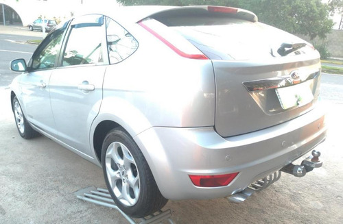 Imagem 8 de 10 de Focus Ghia 2.0 16v 2.0 16v Flex 5p Aut
