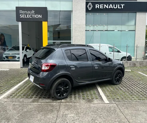 Renault Stepway 1.6 Dynamique / Intens Automática