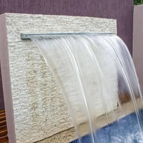 Cascata De Embutir De Fibra Bico Inox 100 Cm Com Led