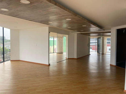 Oficinas En Renta Excelente Ubicación. Recién Remodelada