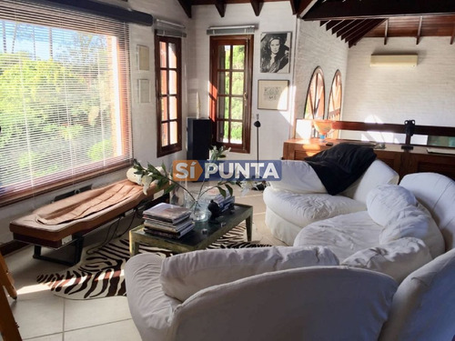 Imagen 10 de 30 de Exclusiva Casa En Laguna De Diario, Primera Calidad!! Pinares, Punta Del Este