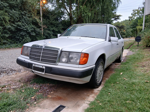Mercedes-Benz 230 2.3 E