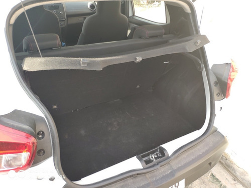 Renault Kwid 2019 1.0 12v Zen Sce 5p