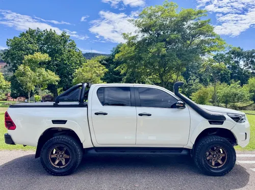 Toyota Hilux 4.0