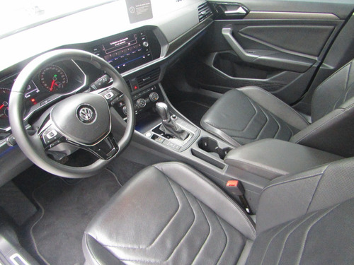 Imagen 10 de 14 de Volkswagen Jetta A7 Highline 1.4t Tip 21-454