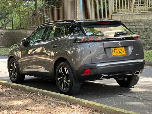 Peugeot 2008 1.2 Allure