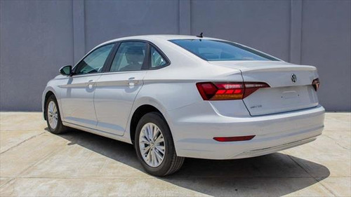 Imagen 6 de 13 de Volkswagen Jetta 2019