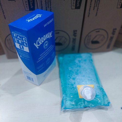 Imagen 3 de 6 de Jabón Espuma Kleenex Dermo 800 Ml