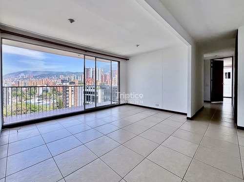 Apartamento En Venta En El Poblado, La Aguacatala - Santa María De Los Ángeles