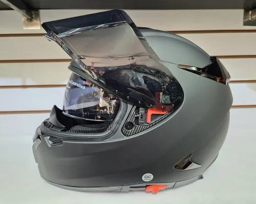 Cascos Para Motociclistas Marca Xtrong 822 Certificación Ece