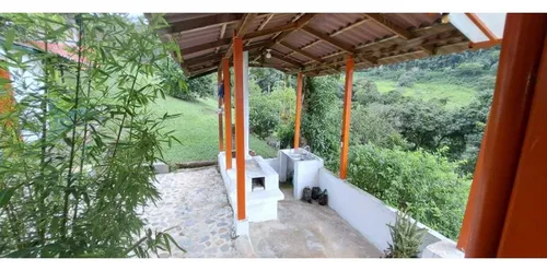 Vendo Casa Finca En Via Venecia
