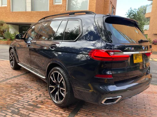 BMW X7 3.0 Xdrive 40i Pure Excelence