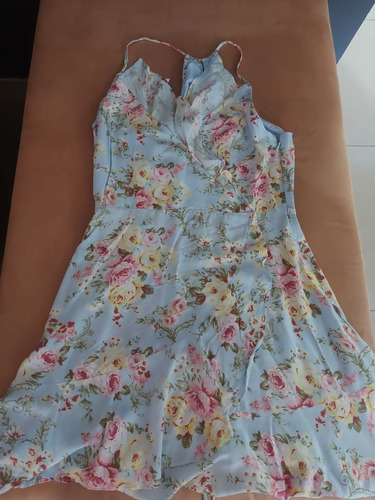 Luce Linda Y Fresca Con Este Vestido Floreado Forever 21