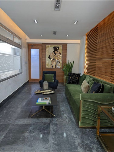 Apartamento Amueblado De 1 Habitación Con Amenidades De Lujo