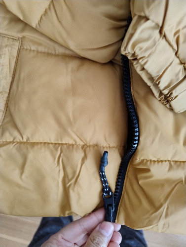 Campera Niño Mango Mostaza Abrigada Capucha