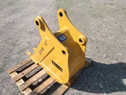 Bote De 12 Pulgadas Para Retroexcavadora Caterpillar 416c