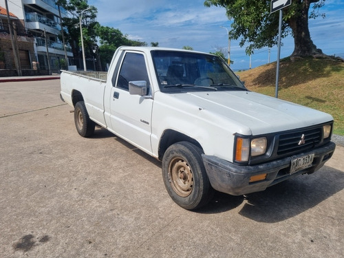 Imagen 3 de 12 de Mitsubishi L200 1998 2.5 Gl S/cab 4x2