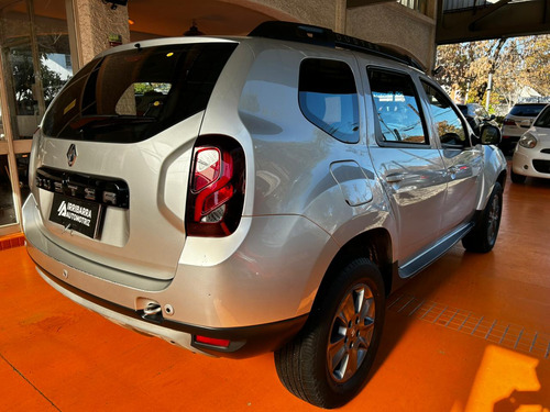 Renault Duster Zen 1.6l 5mt 4x2