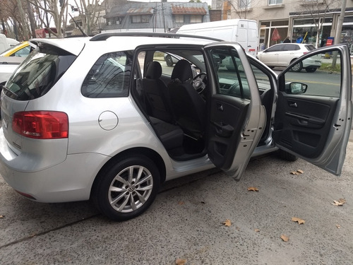 Volkswagen Suran 1.6 Highline 101cv 11c 2013