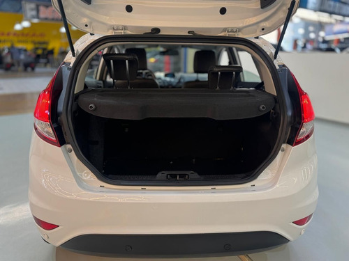 Ford Fiesta 1.6 TITANIUM HATCH 16V