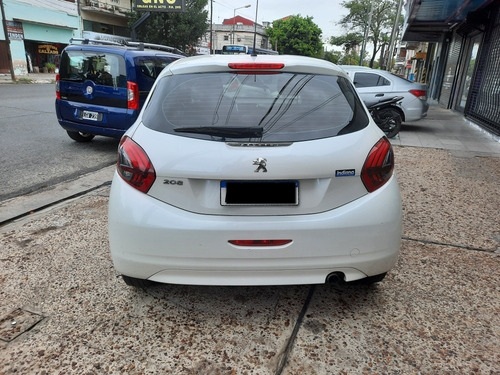 Peugeot 208 2017 1.5 Active