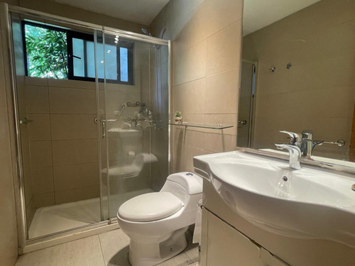 Mejor Ubicación, Luminosa. Para Remodelar 4d +3b Pisc. Ampli