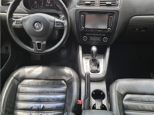 Volkswagen Jetta 2.0 Tsi Highline 200cv Gasolina 4p Tiptroni