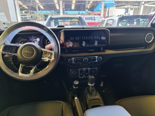 Jeep Wrangler Unlimited Sahara
