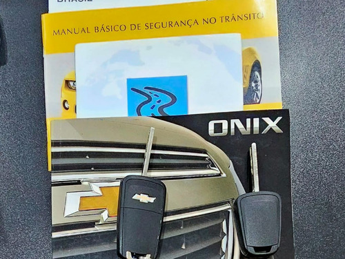 Chevrolet Onix 1.0 Mpfi Lt 8V Flex 4P Manual