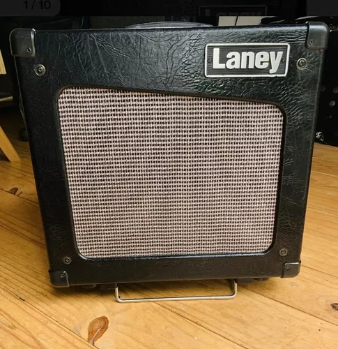 Amplificador Laney Cub12 15w Valvular Negro