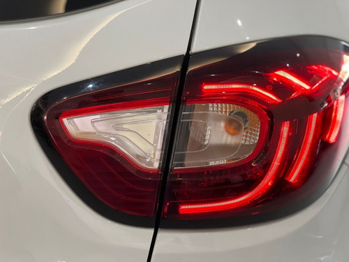Imagem 11 de 21 de Renault Captur Intense 2.0