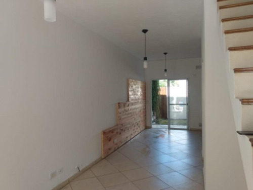 Imagen 1 de 11 de Oportunidad-nuevo Valor!!!! Duplex Venta Ituzaingo