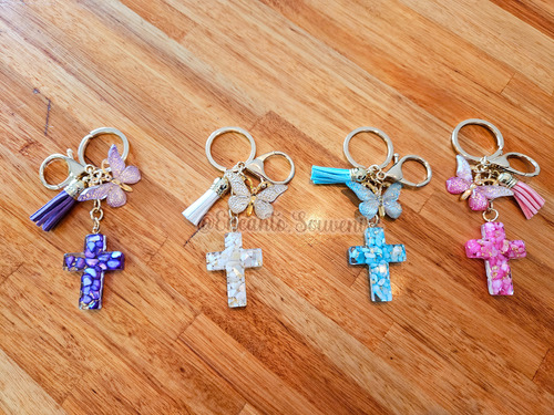 10 Souvenir Llavero Con Cruz De Resina Y Mariposa Comunión