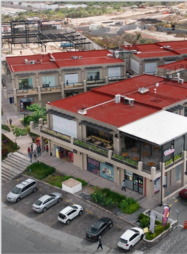 Rental De Locales Comerciales Plaza Paseo Zakia Queretaro