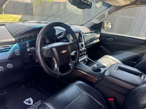 Suburban Lt 4x4 2017