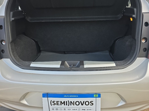 Nissan March 1.6 SL 16V FLEXSTART 4P XTRONIC