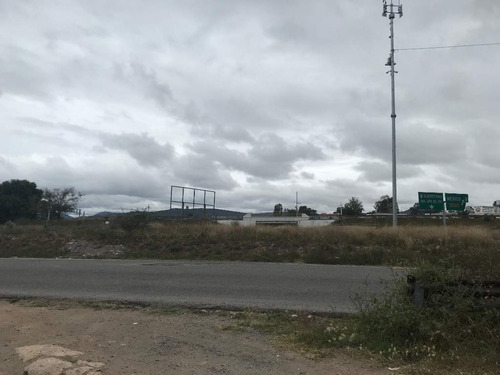 Imagen 2 de 5 de Terreno Plano Regular Carretera 55 Queretaro-toluca, Salida A Tlacomulco