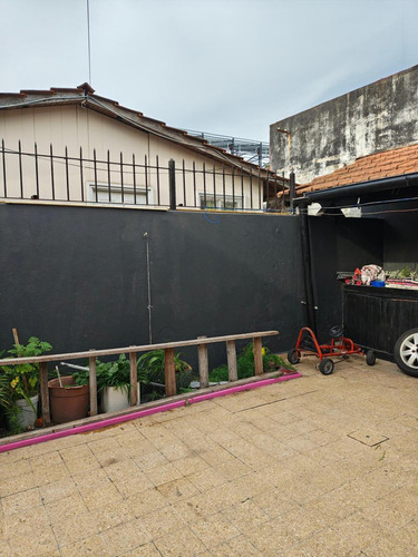 Casa En Venta - 3 Dormitorios 2 Baños - Sarandí