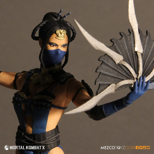 Kitana - Mortal Kombat X - Muñeca articulada - Mezco Toyz