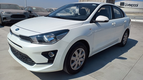 Kia Rio 1.6 L Sedan At