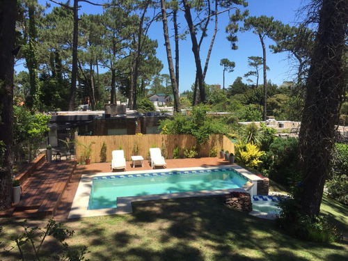 Casa  Con Piscina En Alquiler Anual - Zona Colegios -punta Del Este