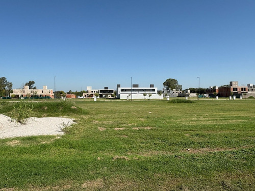 Campo Chico Venta Lote Central 360m2 Apto Dúplex