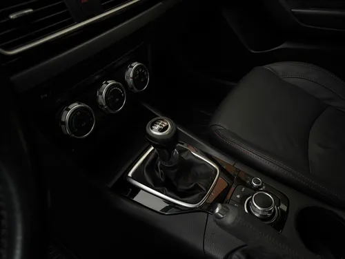 Mazda 3 2.0 Prime