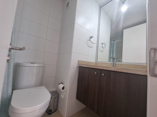 Se Arrienda Depto 2d+2b+1est Sin Amoblar 1.000.000/ Semiamob