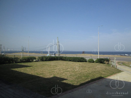 Imagen 3 de 30 de Casa A La Venta En Primera Línea