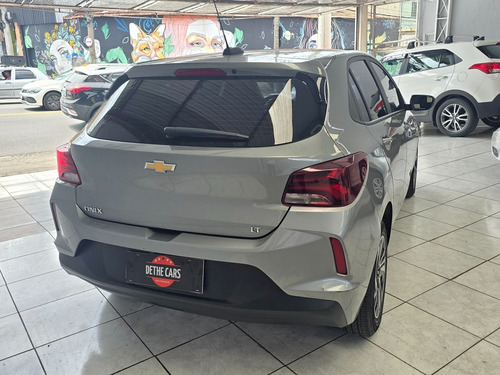 Chevrolet Onix plus 1.0 Lt 4p