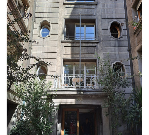 Estilo Francés 2b2b 52mt2 Barrio Lastarria. Oportunidad!