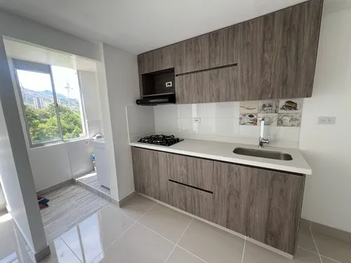 Se Arrienda Apartamento En Altos De Calasanz
