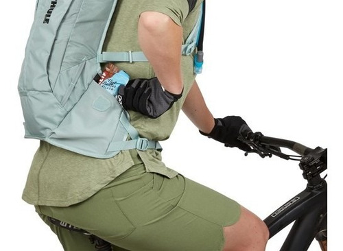 Mochila Thule Vital Hydration de 8 litros, color Alaska, diseño de tela lisa